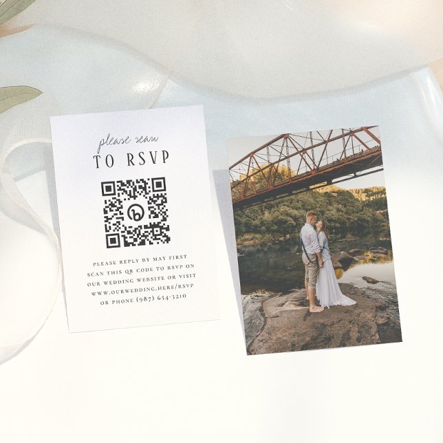Modernes Rustikales Foto QR Code Wedding RSVP Begleitkarte (Von Creator hochgeladen)