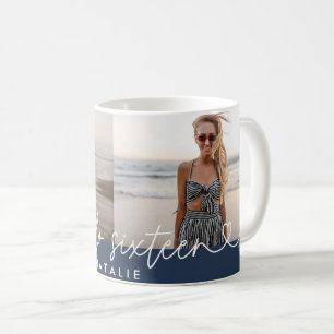 Modernes, schlichtes und elegantes Drehbuch zum 16 Kaffeetasse