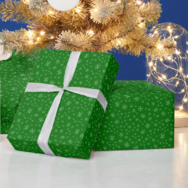 Modernes Schneeflockenmuster an grünen Weihnachten Geschenkpapier