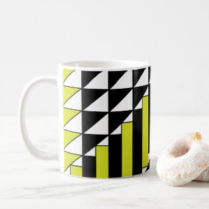 Modernes, schwarz-grünes Dreieck-Rechteck geometri Kaffeetasse