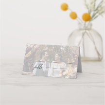 Modernes Schwarz-Weiß-Hochzeitssemble-Foto