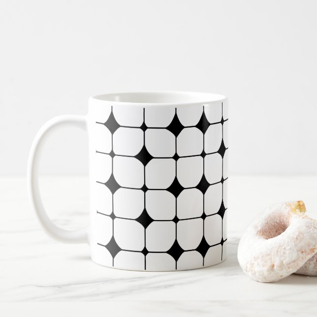 Modernes Schwarz-weißes geometrisches Muster des M Kaffeetasse (Mit Donut)