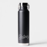 Modernes Schwarz-weißes Personalisiertes Monogramm Trinkflasche<br><div class="desc">Die moderne Schwarz-weiße Personalisierte Monogram und Name Water Flasche ist eine stilvolle und praktische Wahl für den bleibe hydratisiert. Das monochrome Design mit personalisierten Details macht es zu einem schicken Accessoire für den Alltag oder als nachdenkliches Geschenk. Wenn Sie irgendwelche Designpräferenzen oder Anpassungsideen haben,  lass mir einfach Bescheid!</div>