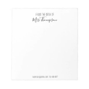 Modernes, schwarzes Namensskript aus dem Schreibti Notizblock