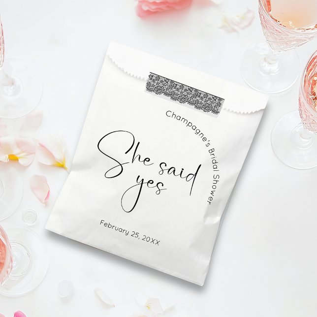 Modernes Script-Brautparty Sie sagte ja Geschenktütchen (Von Creator hochgeladen)