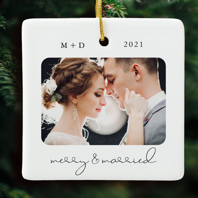 Modernes Script Elegant Merry Verheiratet Wedding  Keramikornament (Von Creator hochgeladen)