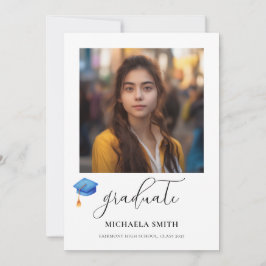 Modernes Script Graduate Foto Blue Graduation Cap Ankündigung