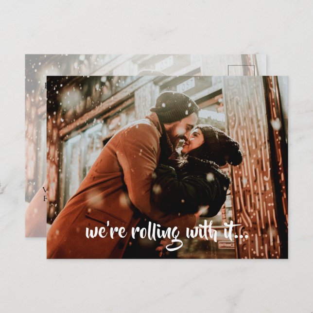 Modernes Script-Hochzeitsstift Save the Date Ankündigungspostkarte (Vorne/Hinten)