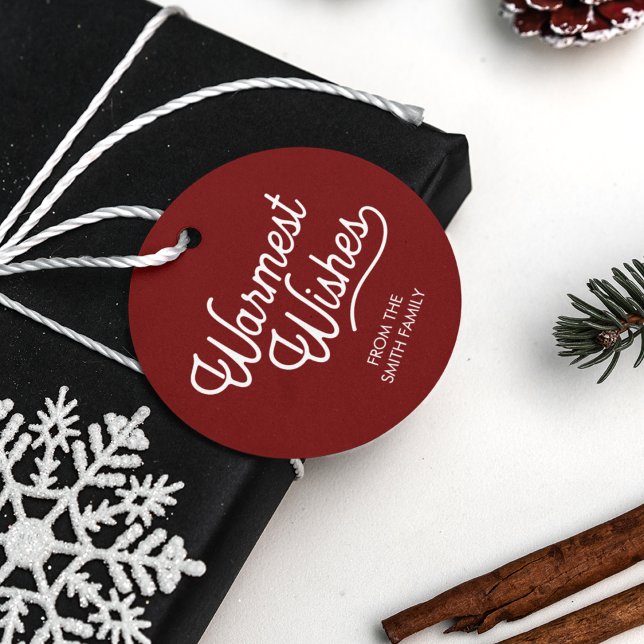 Modernes Script Minimalistisch Classic Weihnachten Geschenkanhänger (Warmest Wishes with Custom Family Name Holiday Gift Tag)