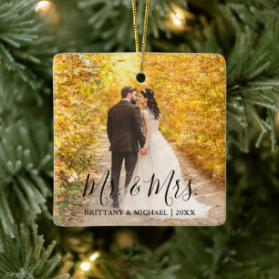 Modernes Script Mr. & Mrs. Wedding Foto Keramikornament