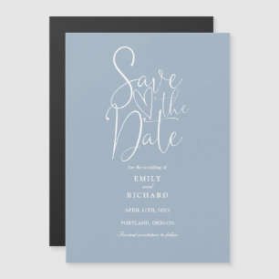 Modernes Skriptdusty Blue Wedding rettet das Datum Magneteinladung