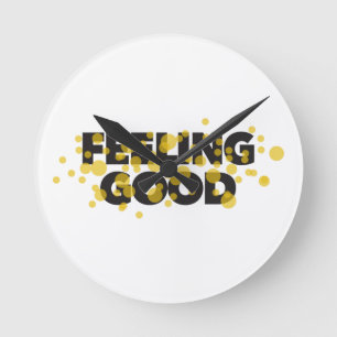 Modernes, spielerisches, fröhliches Design des Gef Runde Wanduhr