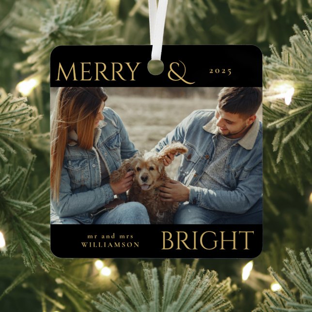 Modernes, stilvolles Weihnachtsfamilienhaus Foto M Ornament Aus Metall (InSitu)