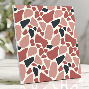 Modernes Terrazzo-Design in Rot und Schwarz Fliese