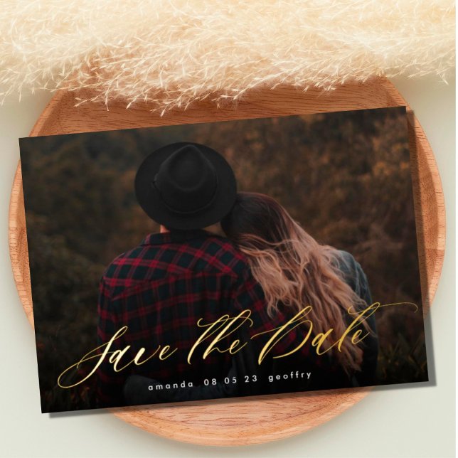 Modernes Typografie-Foto Save the Date Folieneinladung (Von Creator hochgeladen)