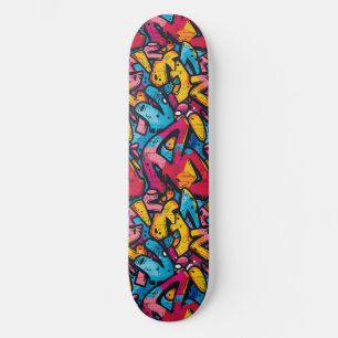 Modernes Urban Graffiti Grunge Muster Skateboard