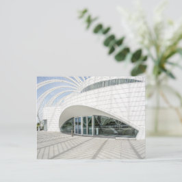 Modernes, weißes Gebäude Postkarte