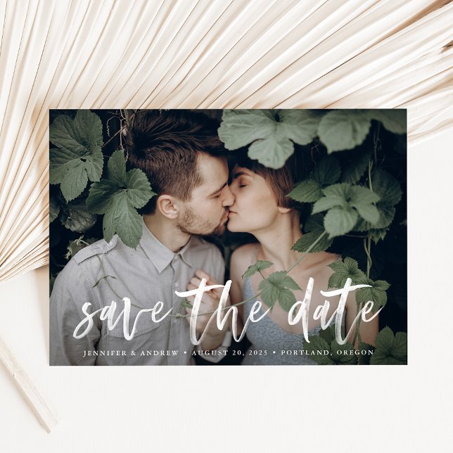 Modernes White Brush Script-Foto Save the Date Einladung (Von Creator hochgeladen)