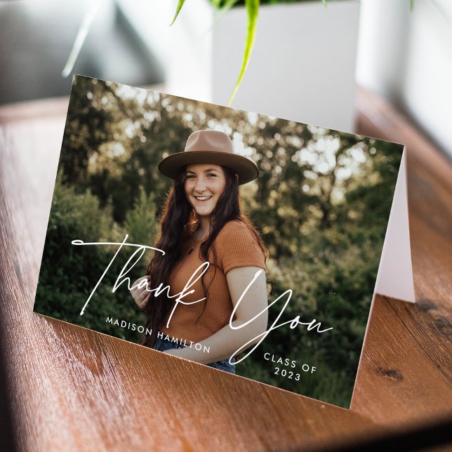 Modernes White Script Foto Abschluss Dankeskarte (Von Creator hochgeladen)