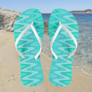 Modernes Zickzackmuster - Wellen in Türkis Flip Flops