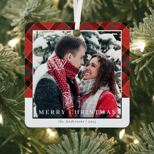 Modernl Stylish Red Kariert Christmas Couple Foto Ornament Aus Metall (InSitu)