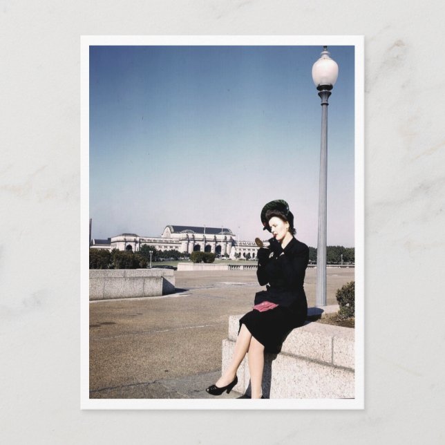 Modische Frau, Gewerkschaft Station, Washington DC Postkarte (Vorderseite)