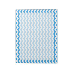 Modische, hellblaue Chevron-Zickzack-Streifen. Notizblock