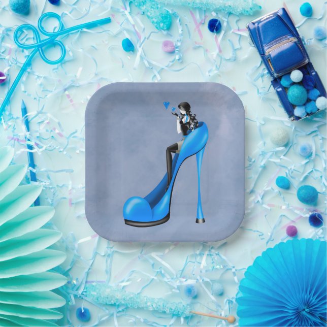 Modische Lady in Stiletto-Papierplatte Pappteller (Party)