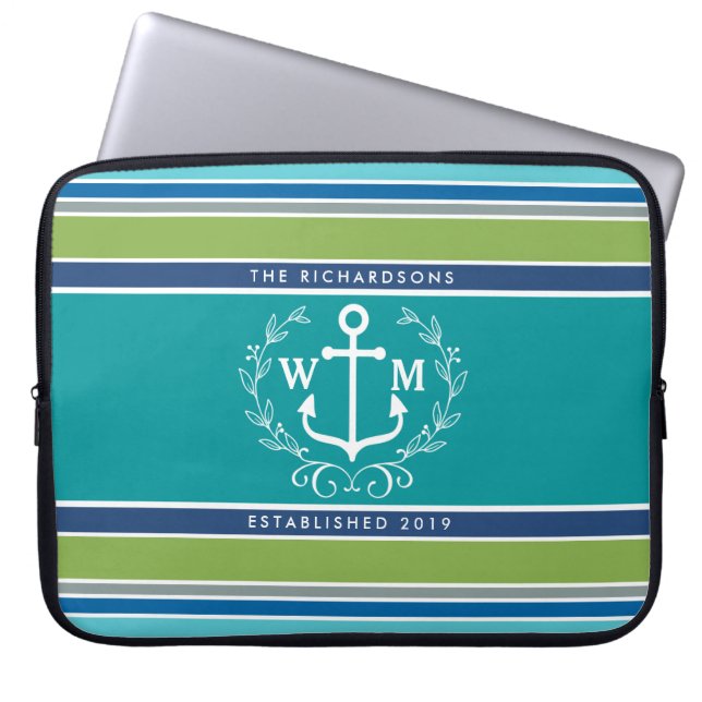 Modischer Monogramm-Anker-Lorbeer-Kranz Stripes Laptopschutzhülle (Vorderseite)