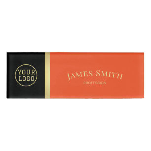 Modischer Tangerine Tango Orange Schwarzes Logo Namenschild