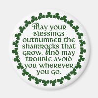 Mögen Ihre Segnungen die Kleeblätter übertreffen, 