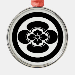 Mokko in einem Kreis Silbernes Ornament
