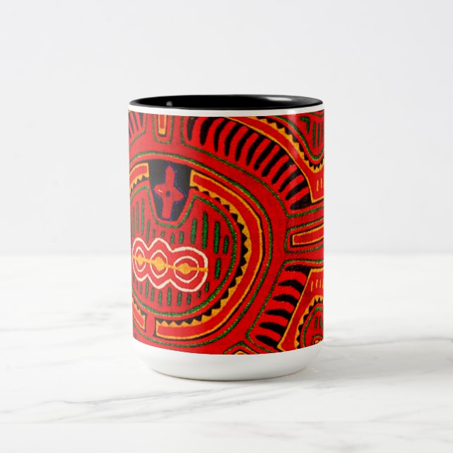 Mola Design von San Blas Amerikanischen Ureinwohne Zweifarbige Tasse (Mittel)