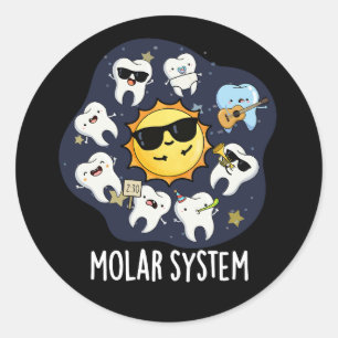 Molar System Funny Dental Astronomie Pun Dark BG Runder Aufkleber