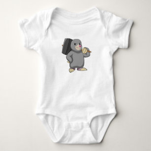Mole als Handyman mit Hammer Baby Strampler