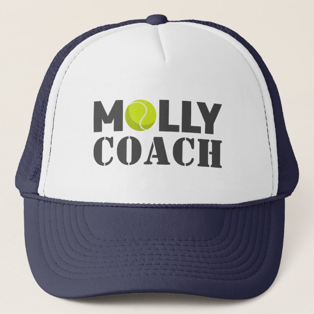 Molly Tennis Coach Trucker Hat Truckerkappe (Vorderseite)