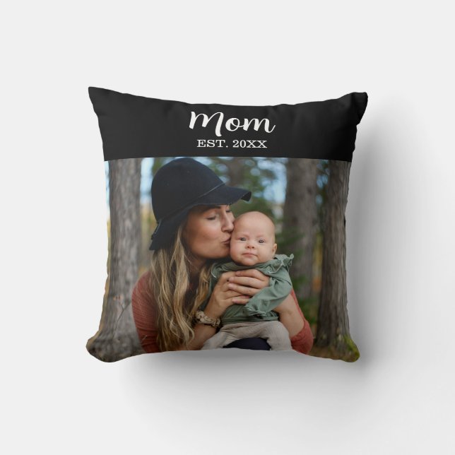 Mom Est. Script Photo Throw Pillow Kissen (Vorderseite)
