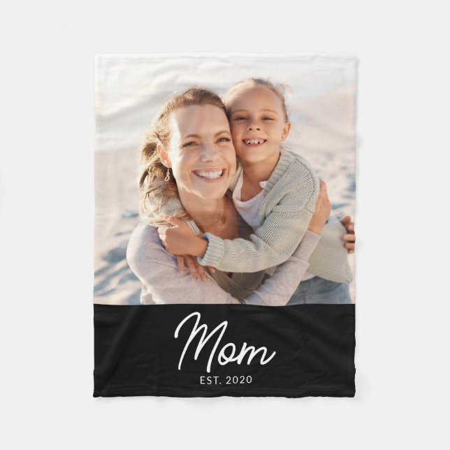 Mom Established Black Modern Script Photo Fleecedecke (Vorderseite)
