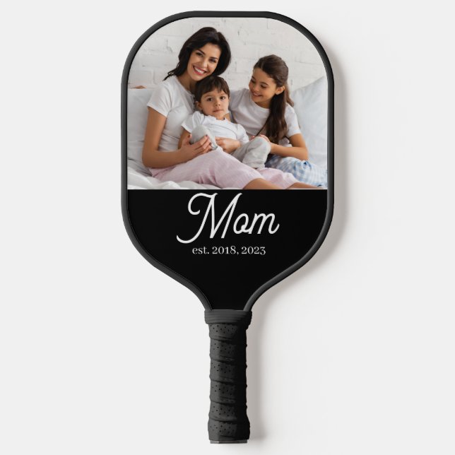 Mom Established Black White Script Photo Pickleball Schläger (Vorderseite)
