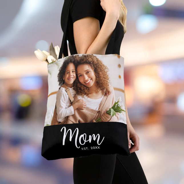 Mom Established Date White Script Photo on Black  (Von Creator hochgeladen)