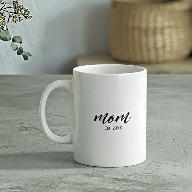 Mom Established New Mom Script Gift Kaffeetasse (Von Creator hochgeladen)