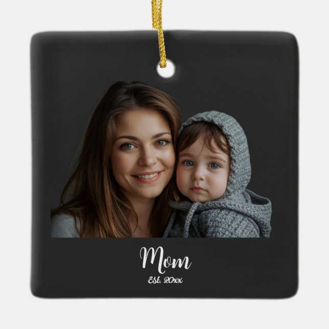 Mom Established Year Black Modern Script  Keramikornament (Vorderseite)