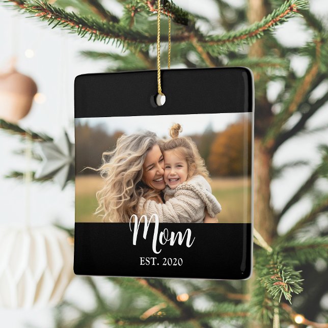 Mom Established Year Script Text Black Photo Keramikornament (Established mom personalizable with photo, name & year she became a mom - the perfect christmas gift)