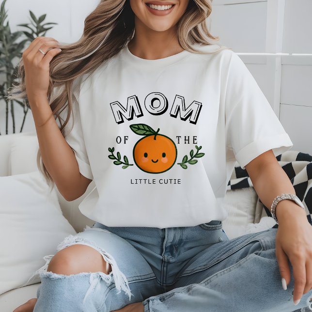 Mom Little Cutie T-Shirt 1st Birthday Party  Tri-Blend Shirt (Von Creator hochgeladen)
