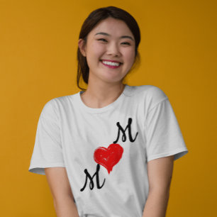 Mom Red heart and script typography T-Shirt