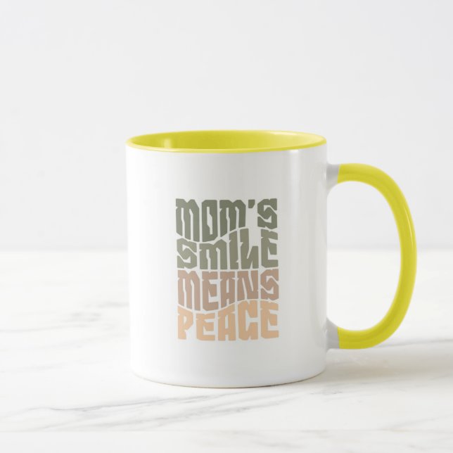 Mom’s Smile Means Peace – Green & Maron Mug Tasse (Rechts)