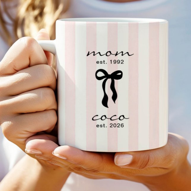 Mom to Coco Mug Pink Bow Stripes Kaffeetasse (Von Creator hochgeladen)
