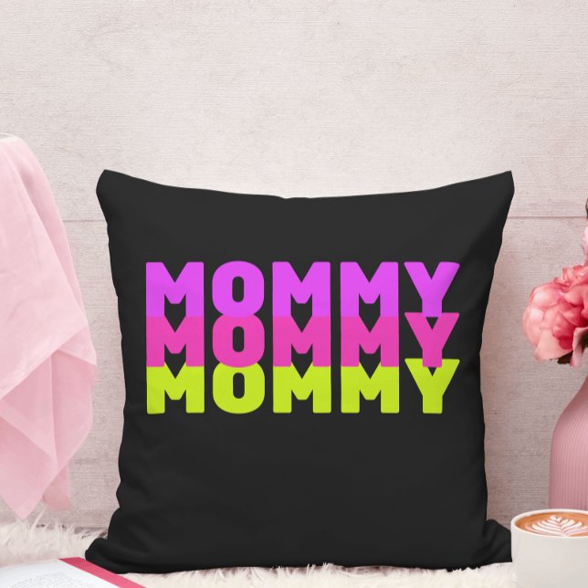 Mommy Black Throw Kissen (Von Creator hochgeladen)