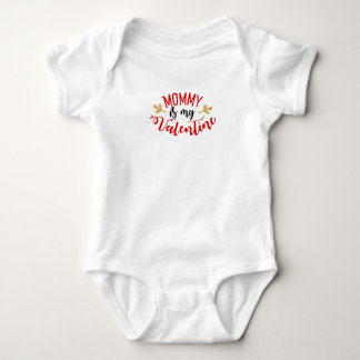 Mommy is my valentine baby strampler