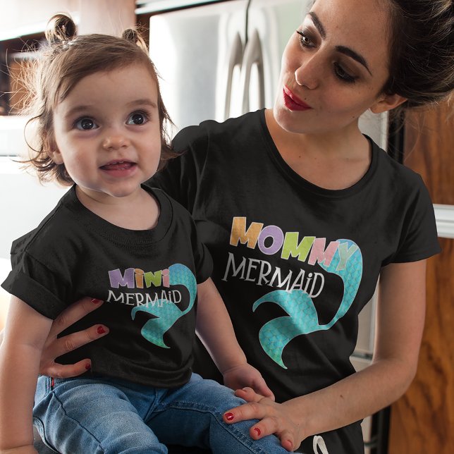 Mommy & Mini Mermaid Matching Parent Kind Schwarz Kleinkind T-shirt (Von Creator hochgeladen)